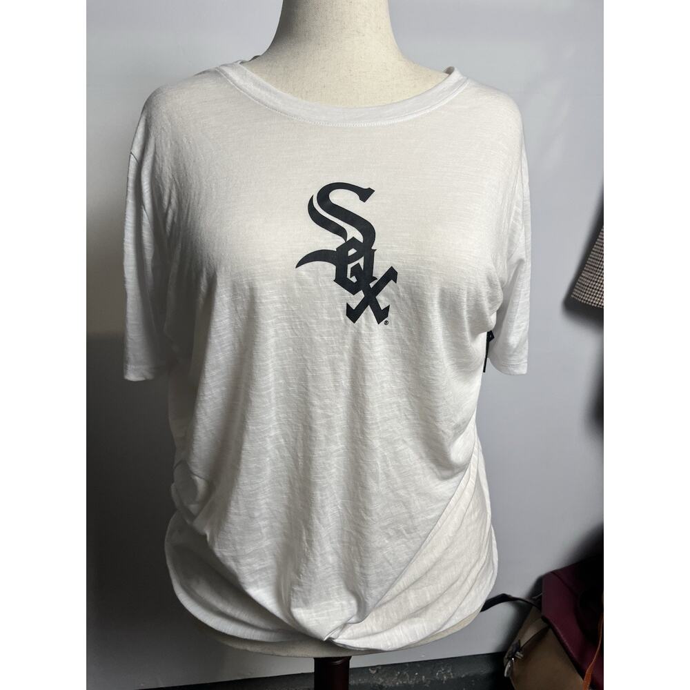 New Era Women’s Chicago White Sox White T Shirt Size 2X NWT MLB Baseball